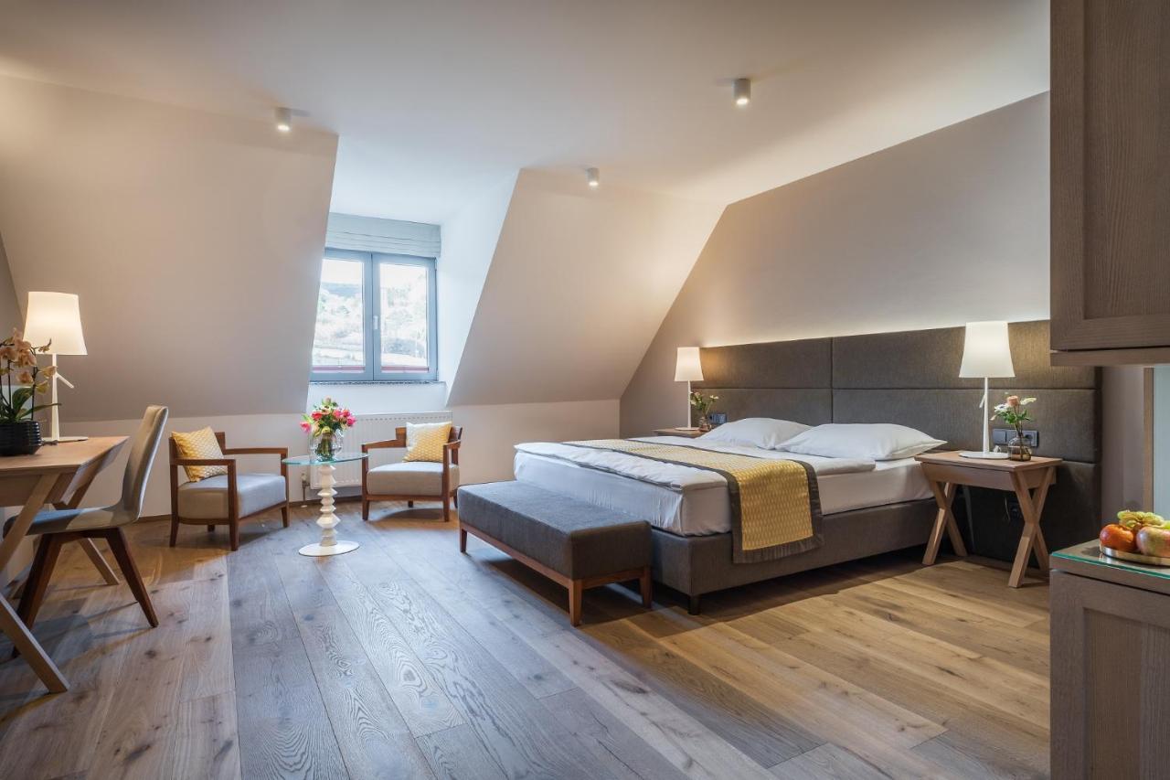 Hotel Turmhof Gumpoldskirchen Buitenkant foto