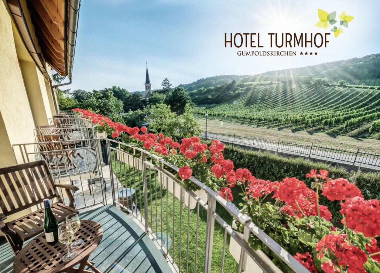 Hotel Turmhof Gumpoldskirchen Buitenkant foto