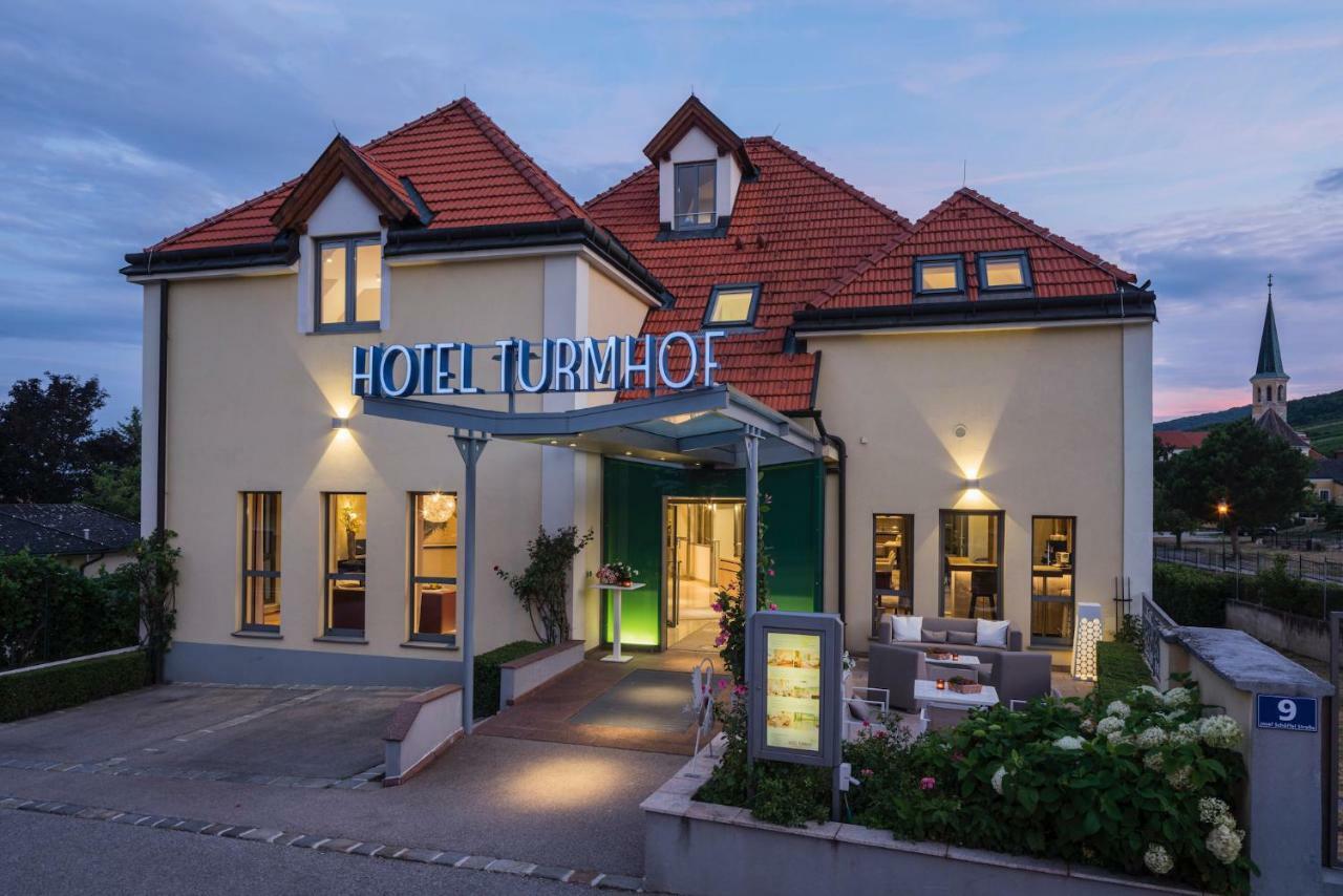Hotel Turmhof Gumpoldskirchen Buitenkant foto